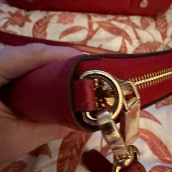 Michael Kors Mercer Leather Tote & wallet - Picture 15 of 16